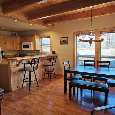 Methow River Lodge And Cabins 윈스롭 외부 사진