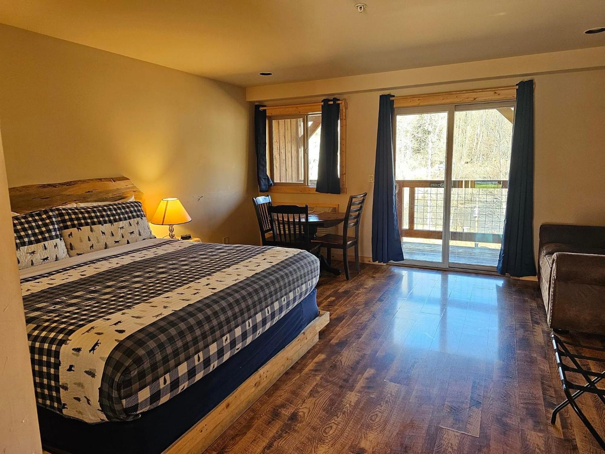 Methow River Lodge And Cabins 윈스롭 외부 사진