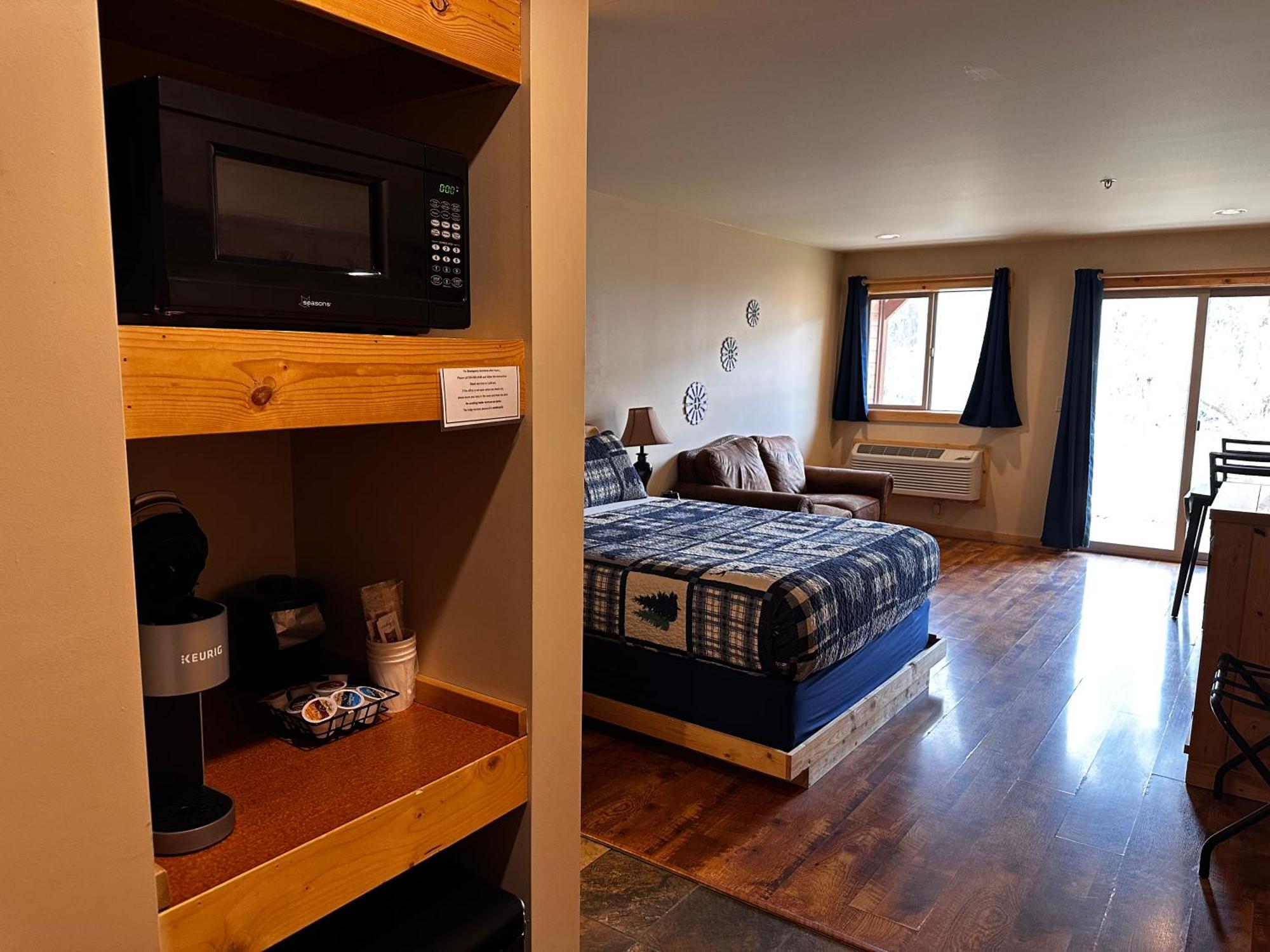 Methow River Lodge And Cabins 윈스롭 외부 사진